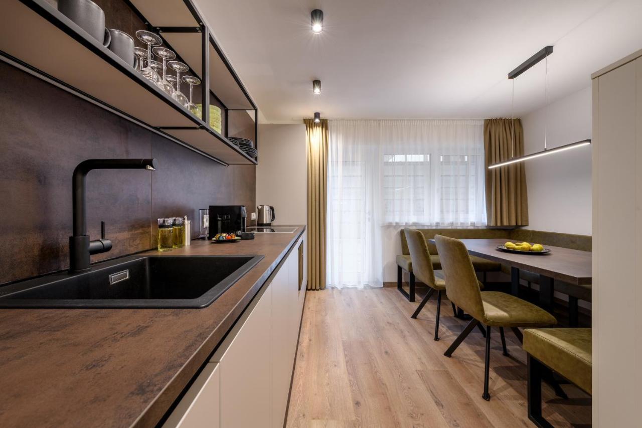 Sambock Quarter Pustrabase Apartamento Brunico Exterior foto